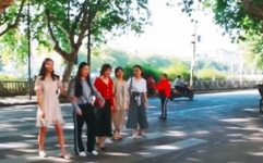 金坛摆摊小姐姐,街头经济新风景